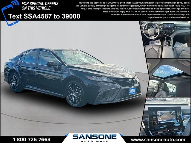 2022 Toyota Camry SE