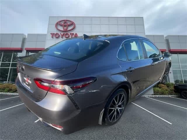 2022 Toyota Camry SE