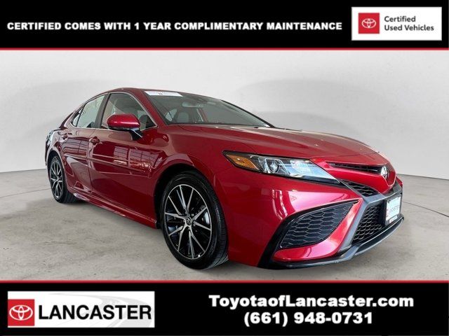 2022 Toyota Camry SE