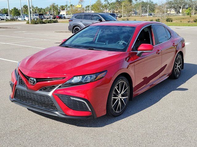 2022 Toyota Camry SE