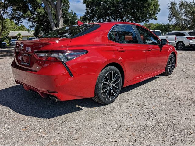 2022 Toyota Camry SE