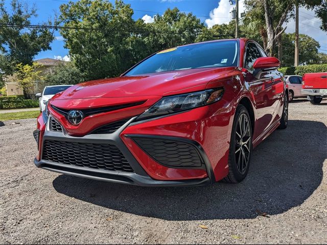 2022 Toyota Camry SE