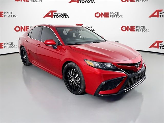 2022 Toyota Camry SE