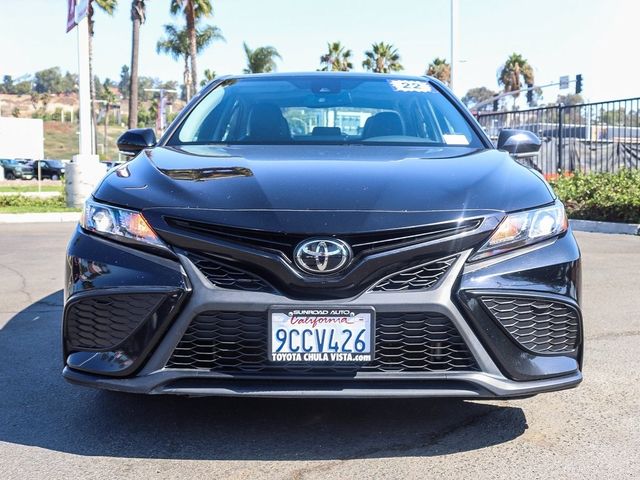 2022 Toyota Camry SE