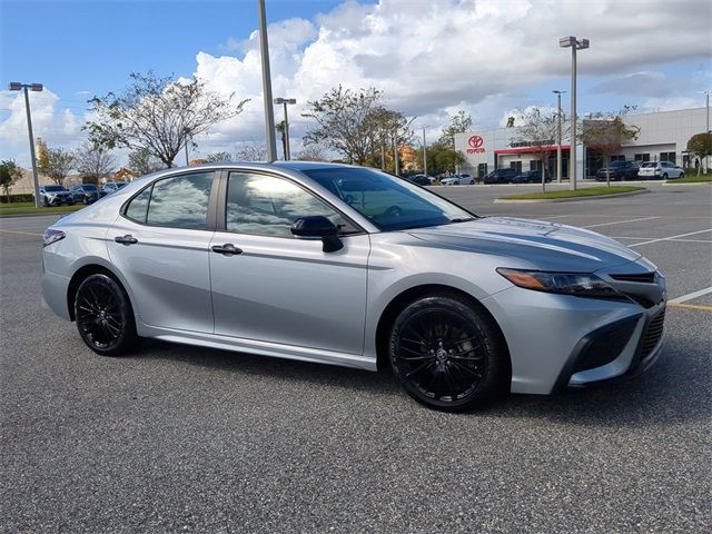 2022 Toyota Camry SE Nightshade