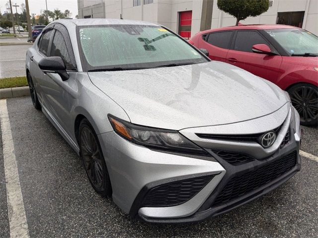 2022 Toyota Camry SE