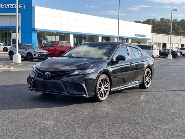 2022 Toyota Camry SE