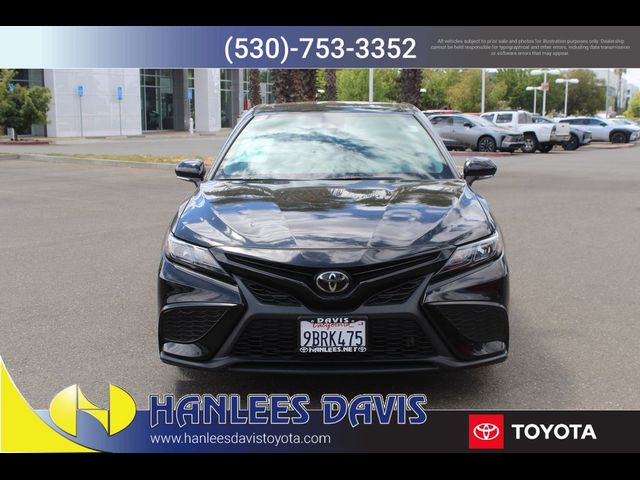 2022 Toyota Camry SE