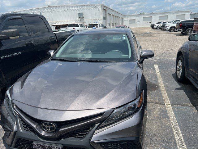 2022 Toyota Camry SE Nightshade
