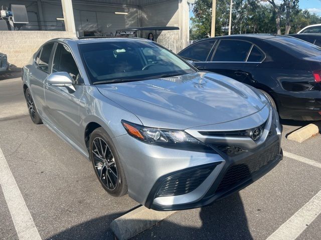 2022 Toyota Camry SE