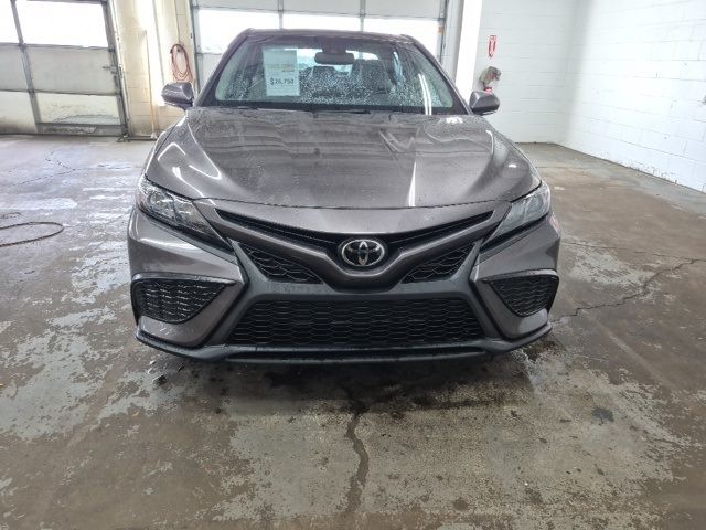 2022 Toyota Camry SE Nightshade