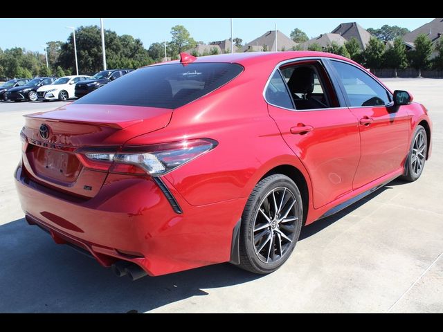 2022 Toyota Camry SE