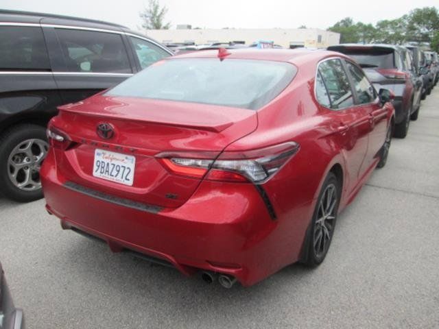 2022 Toyota Camry SE