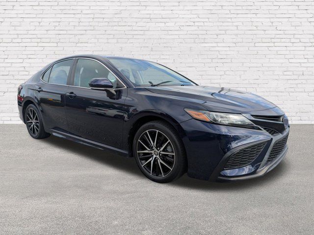 2022 Toyota Camry SE Nightshade