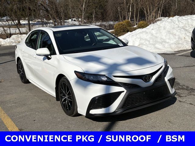 2022 Toyota Camry SE Nightshade