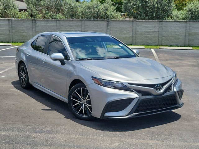 2022 Toyota Camry SE Nightshade