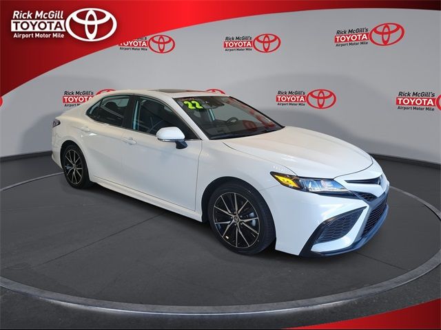 2022 Toyota Camry SE