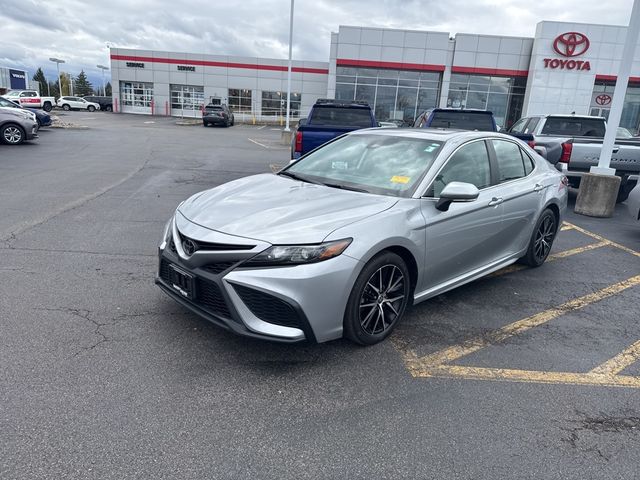 2022 Toyota Camry SE