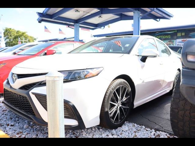 2022 Toyota Camry SE Nightshade