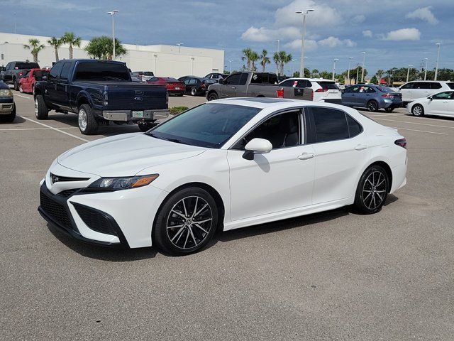 2022 Toyota Camry SE Nightshade