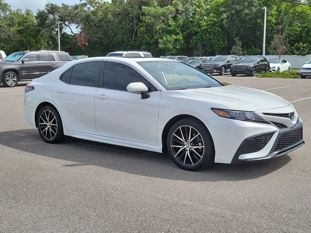 2022 Toyota Camry SE Nightshade