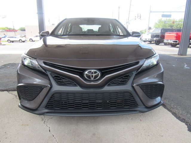 2022 Toyota Camry SE Nightshade
