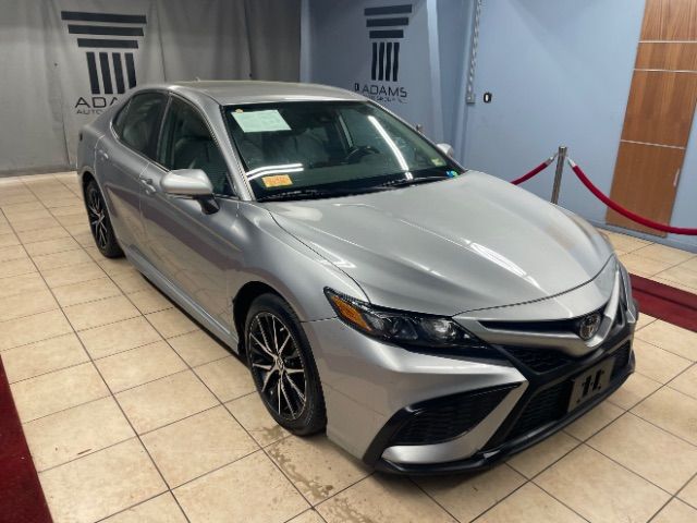 2022 Toyota Camry SE Nightshade
