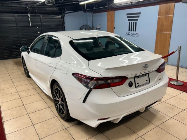 2022 Toyota Camry SE Nightshade