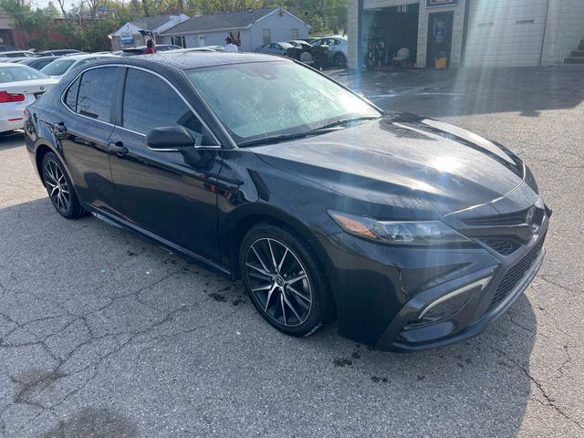 2022 Toyota Camry 