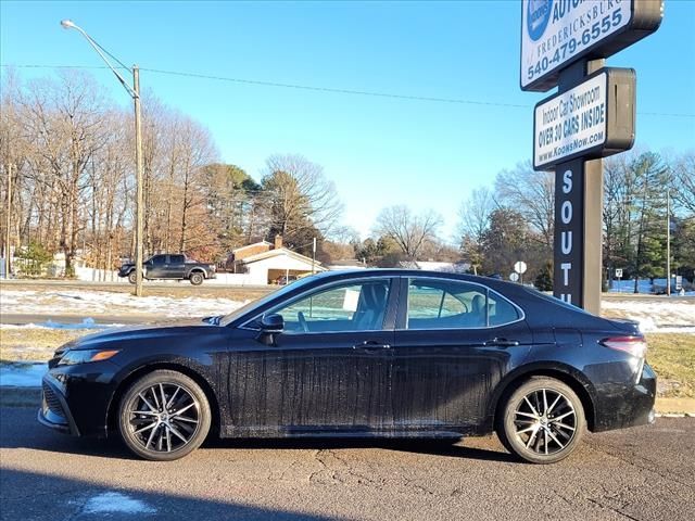 2022 Toyota Camry 