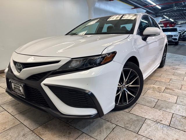 2022 Toyota Camry 