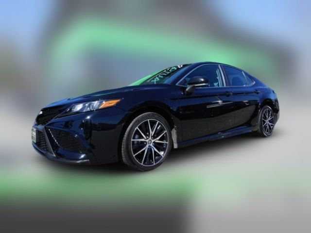 2022 Toyota Camry SE Nightshade