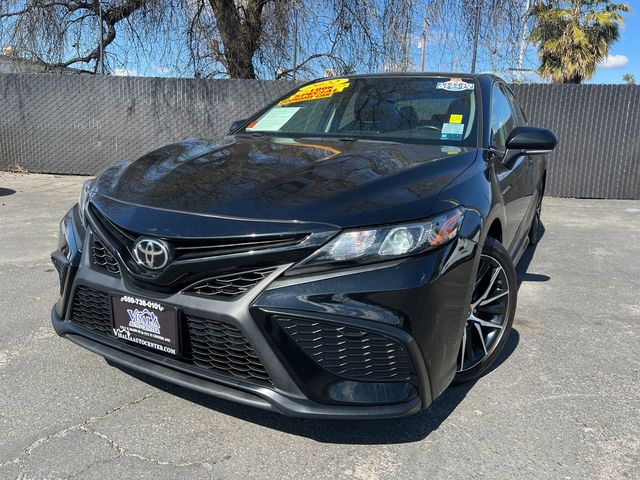 2022 Toyota Camry SE Nightshade