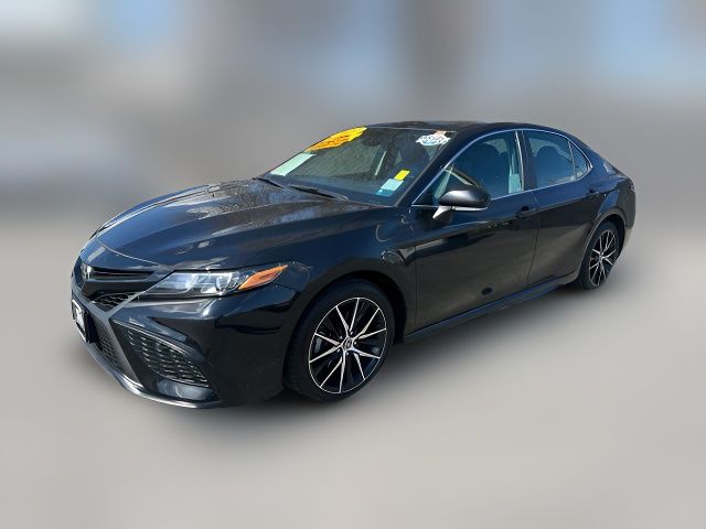 2022 Toyota Camry SE Nightshade