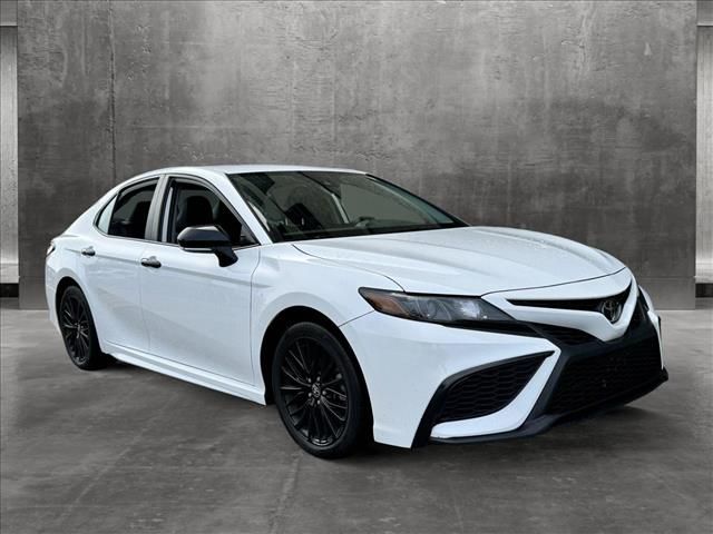 2022 Toyota Camry SE Nightshade