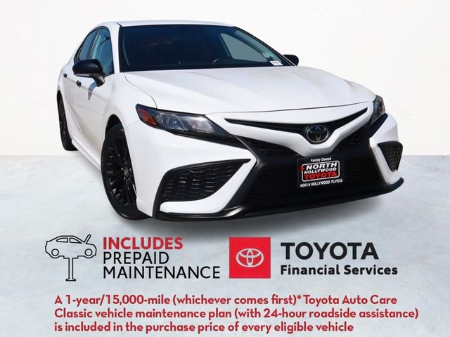 2022 Toyota Camry SE Nightshade