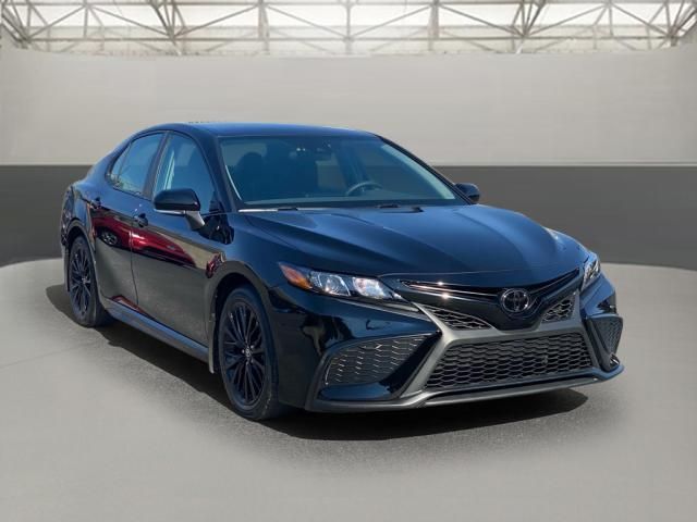 2022 Toyota Camry SE Nightshade