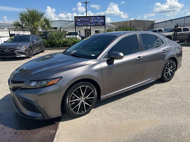 2022 Toyota Camry SE Nightshade