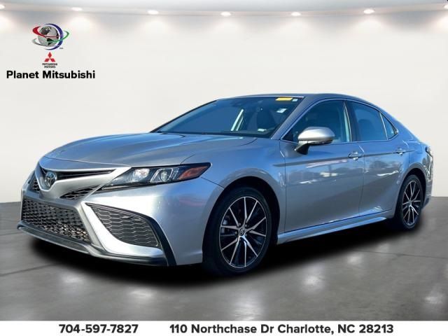 2022 Toyota Camry SE Nightshade