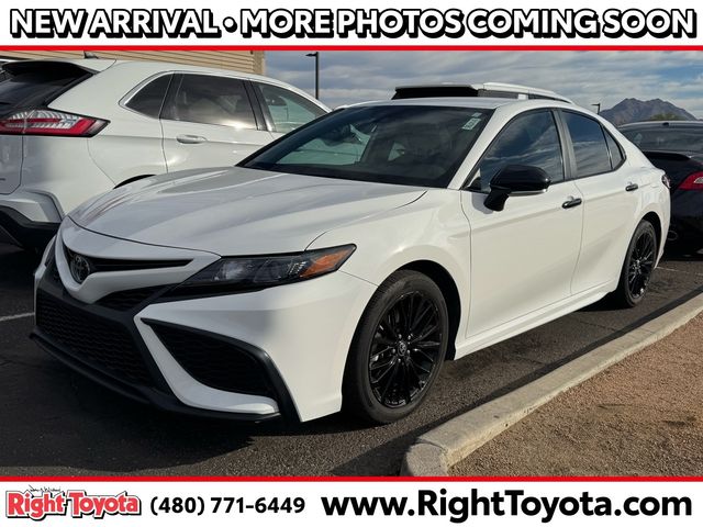 2022 Toyota Camry SE Nightshade