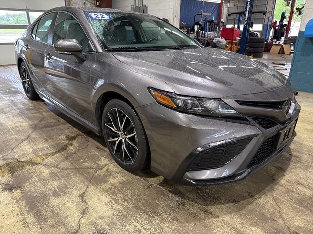 2022 Toyota Camry SE Nightshade