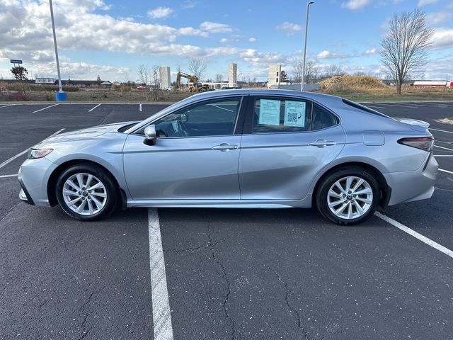 2022 Toyota Camry SE Nightshade