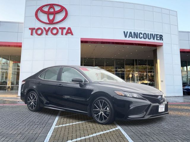 2022 Toyota Camry SE Nightshade