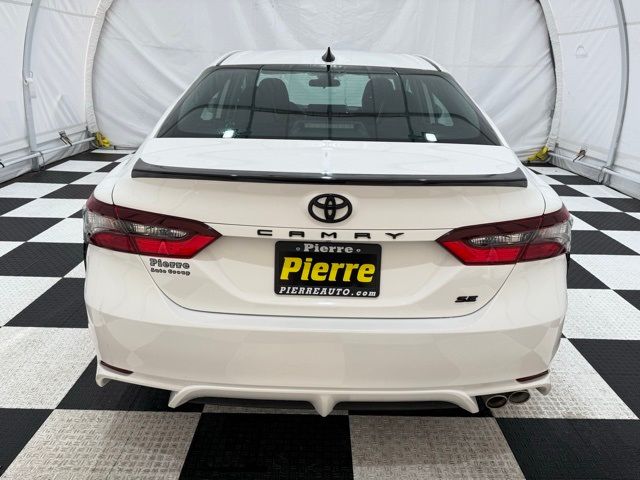 2022 Toyota Camry SE Nightshade