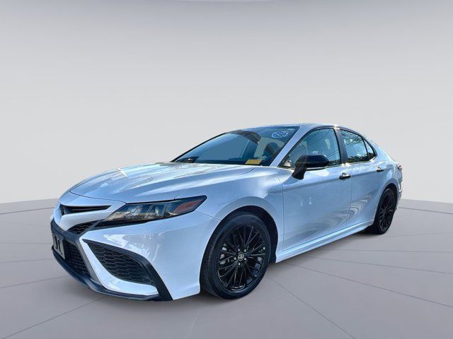 2022 Toyota Camry SE Nightshade