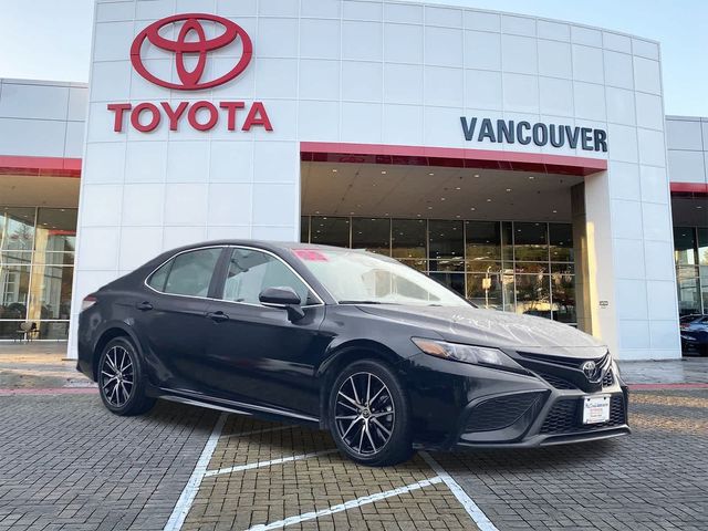 2022 Toyota Camry SE Nightshade