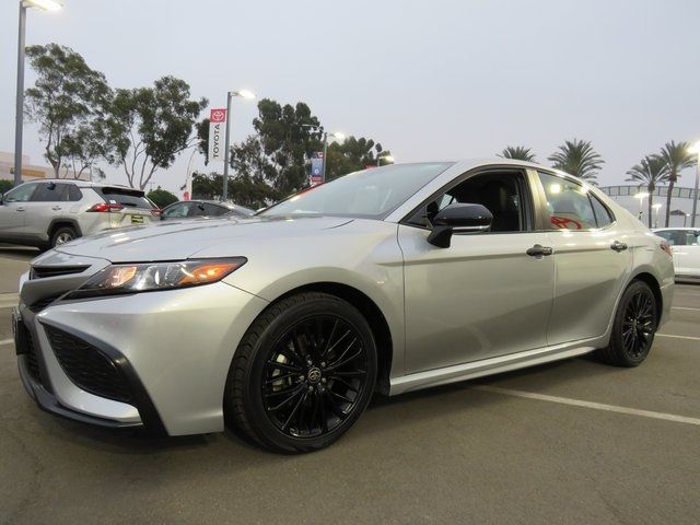 2022 Toyota Camry SE Nightshade