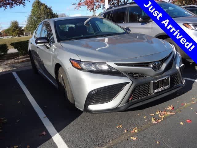 2022 Toyota Camry SE Nightshade