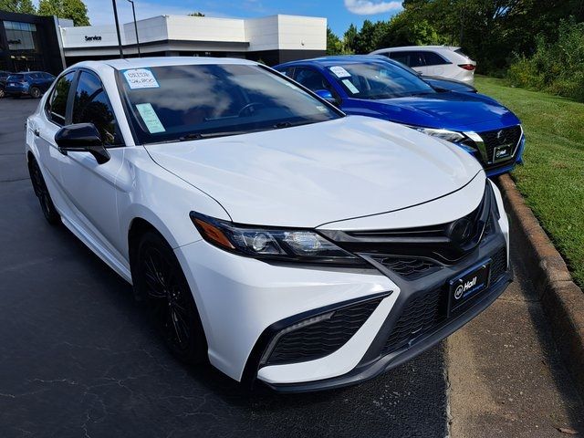 2022 Toyota Camry SE Nightshade