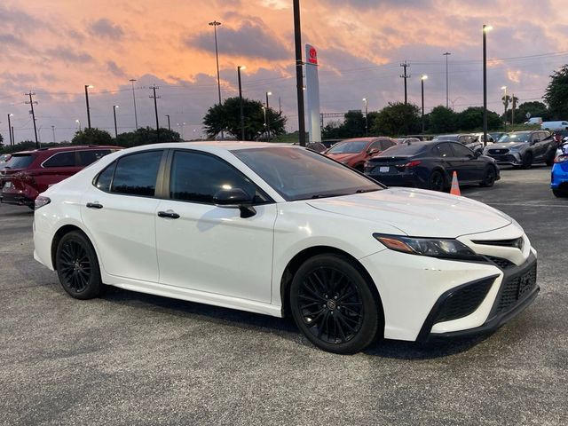 2022 Toyota Camry SE Nightshade